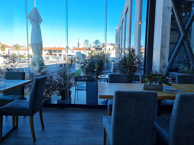 Cesta Zore Perello - Godina 2, 6000 Koper