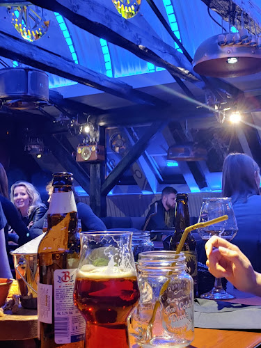 Bunker postapocalyptic steampunk bar - Gastronomija in gostinstvo