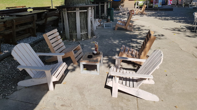 La Barracuda beach bar - Gastronomija in gostinstvo