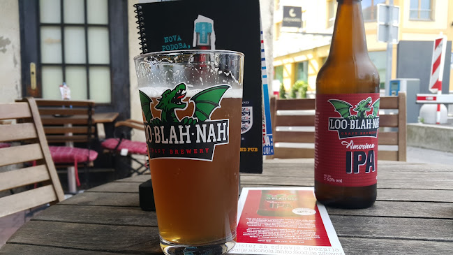 Mala ulica 8, 1000 Ljubljana