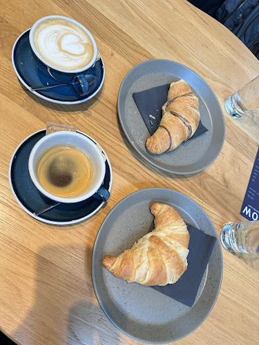 Opinii despre STOW COFFEE în Ljubljana - Gastronomija in gostinstvo