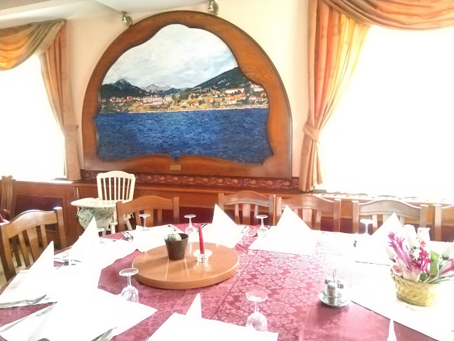 Restavracija Črnuški Dvor - Gastronomija in gostinstvo