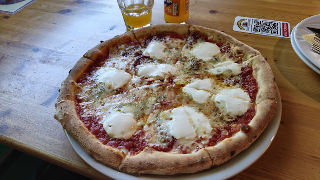 Liminjanska cesta, Športna dvorana 78, 6320 Lucija