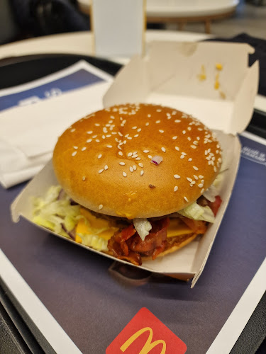 McDonald's Maribor Swaty - Gastronomija in gostinstvo
