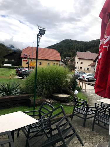 Bar Maln - Gastronomija in gostinstvo