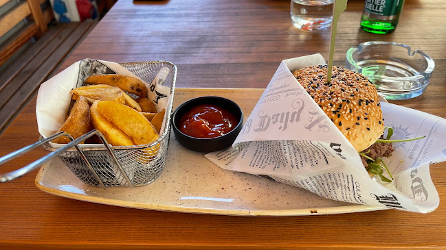 Opinii despre Kuf'r în Slovenj Gradec - Gastronomija in gostinstvo