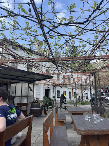 Opinii despre Pizzeria Porka Eva în Ajdovščina - Gastronomija in gostinstvo