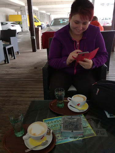 Comentarii opinii despre Yumbo Caffe