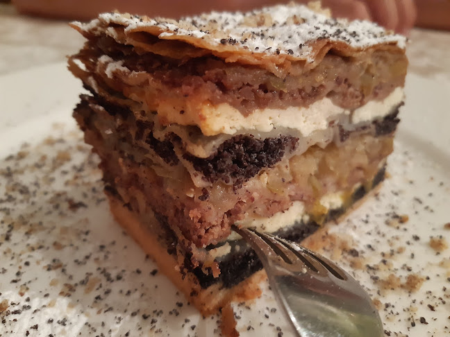 Gujžina - Slovenska kulinarika na vegetarijansko veganski način - Ljubljana