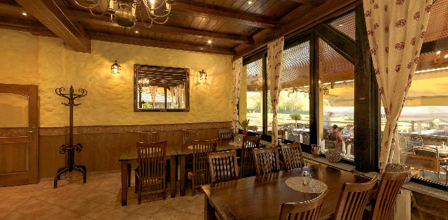 Okrepčevalnica in pizzerija Malibu Kapca