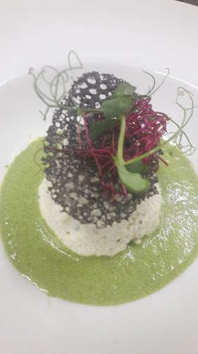 Zox, Gostinstvo, Turizem, Trgovina In Storitv Jesenice D.O.O.