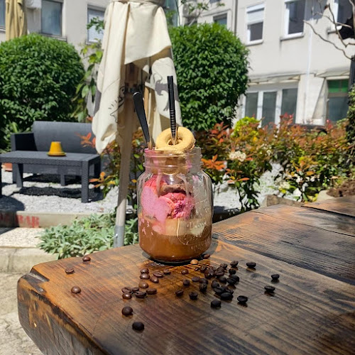 Comentarii opinii despre Moj Bar