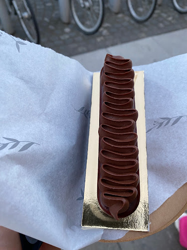 YAUYA Patisserie - Gastronomija in gostinstvo