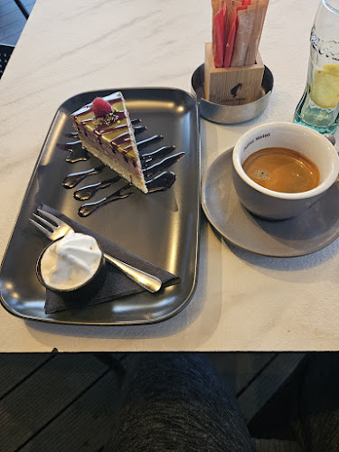 Prešernova cesta 80, 1290 Grosuplje