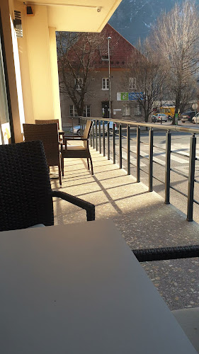 Opinii despre Altus+ pekarstvo in slaščičarstvo d.o.o., poslovna enota slaščičarna in pekarna Karavanke 2 în Jesenice - Gastronomija in gostinstvo