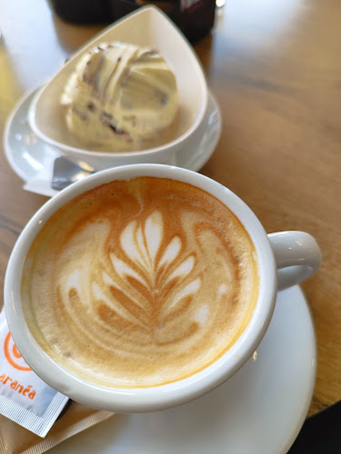 Restavracija Pomaranča