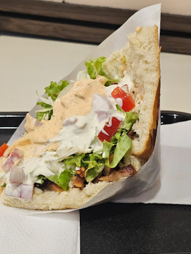 Opinii despre Fast food Zone în Maribor - Gastronomija in gostinstvo