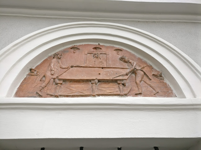 Bar Napoleon - Gastronomija in gostinstvo