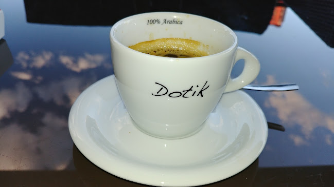 Dotik gostinstvo in turizem D.O.O, poslovna enota kavarna dotik - Gastronomija in gostinstvo