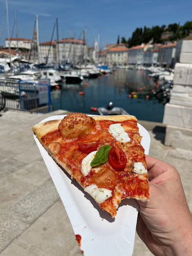 Comentarii opinii despre Pizza Petica