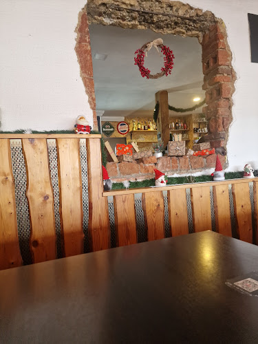 Bar f16 - Gastronomija in gostinstvo