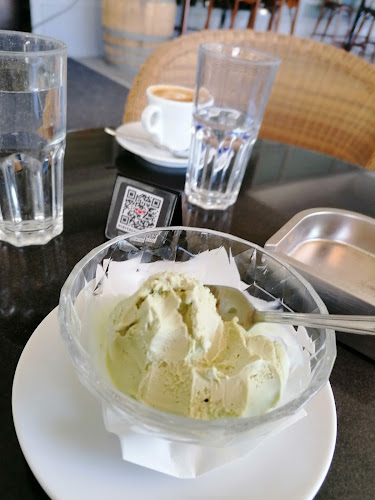 Bistro LIRA - Gastronomija in gostinstvo