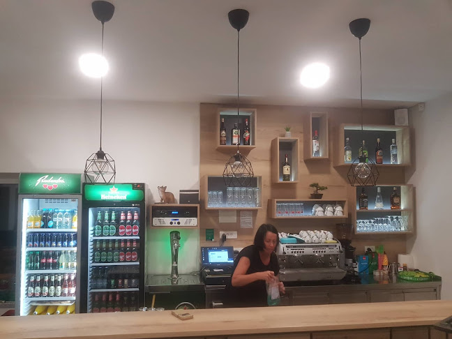 Kontakt Bar - Gastronomija in gostinstvo