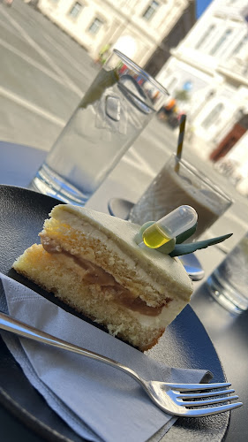 Tartinijev trg 3, 6330 Piran