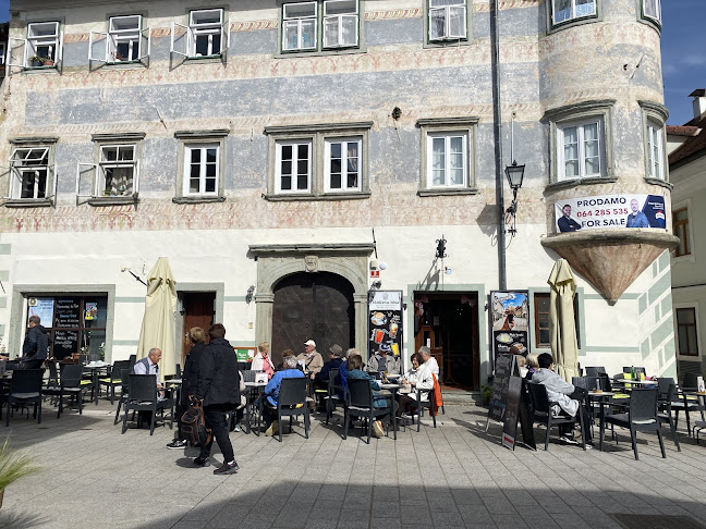 Comentarii opinii despre Kavarna in slaščičarna Vidic