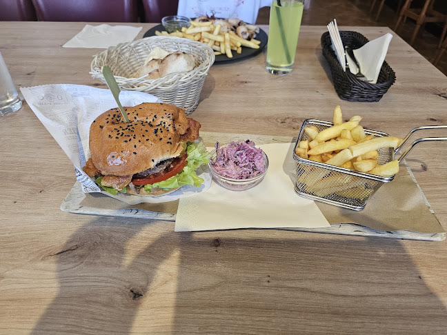 Opinii despre PIZZERIJA IN ŠPAGETERIJA PRI STAREM PILDU în Metlika - Gastronomija in gostinstvo