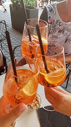 Kavarna in slaščičarna Na trgu