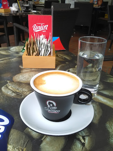 Opinii despre Time Out Caffè în Postojna - Gastronomija in gostinstvo