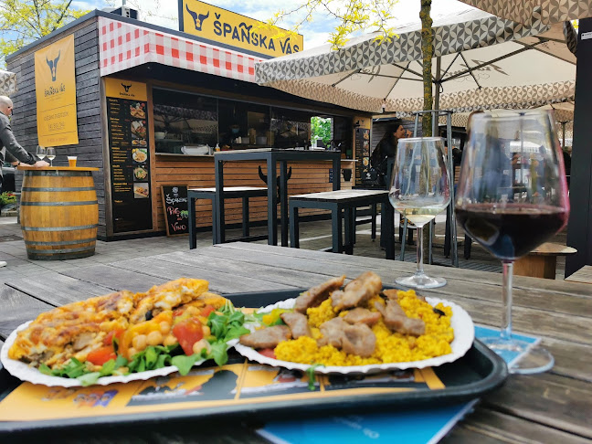 Španska vas BTC - Gastronomija in gostinstvo