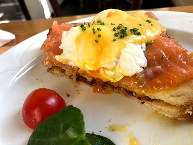 Miklošičeva cesta 1, 1000 Ljubljana