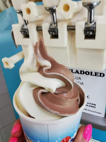 Comentarii opinii despre Sladek-Butik