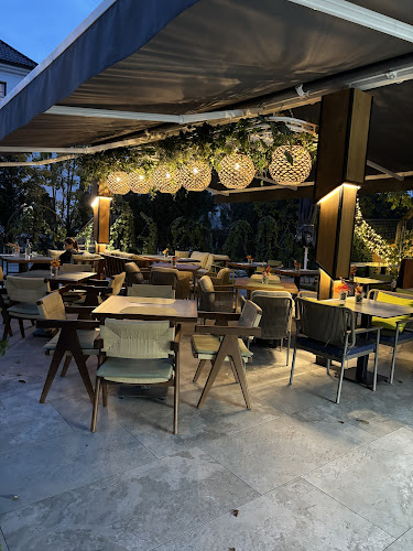 Restavracija Al Fresco - Gastronomija in gostinstvo