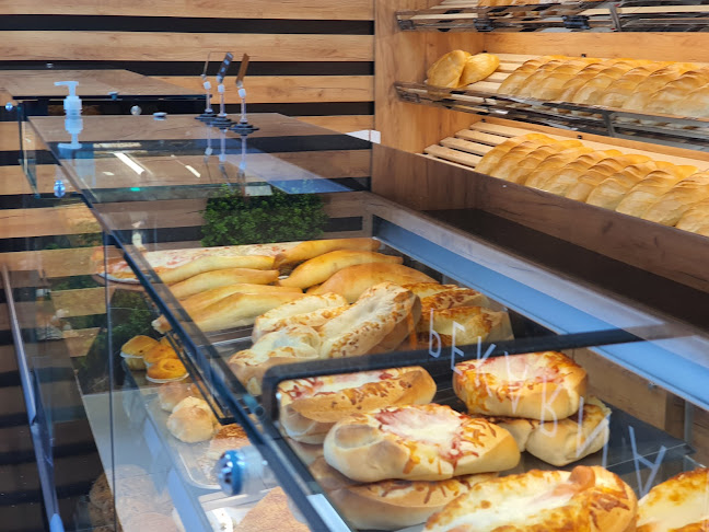 Pekarna Adriatik, peka kruha in slaščic, d.o.o. - Litija