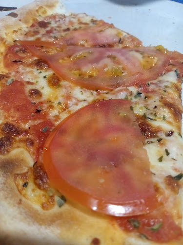 Opinii despre Picerija Afrika în Braslovče - Gastronomija in gostinstvo