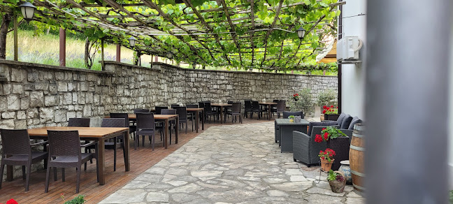 Gostilna pri Hribu Povir, Milan Perhavec s.p.