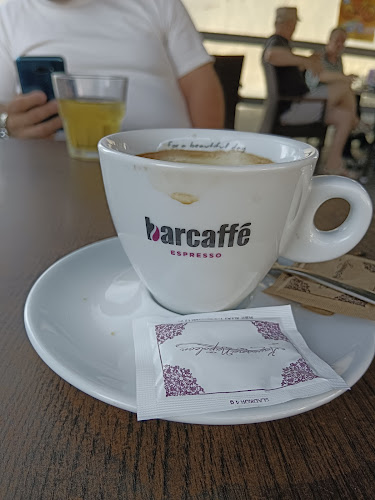 Kavarna Napoleon - Gastronomija in gostinstvo