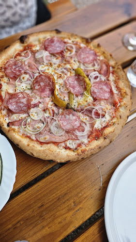 Picerija Pizzeria Kmetija - Gastronomija in gostinstvo