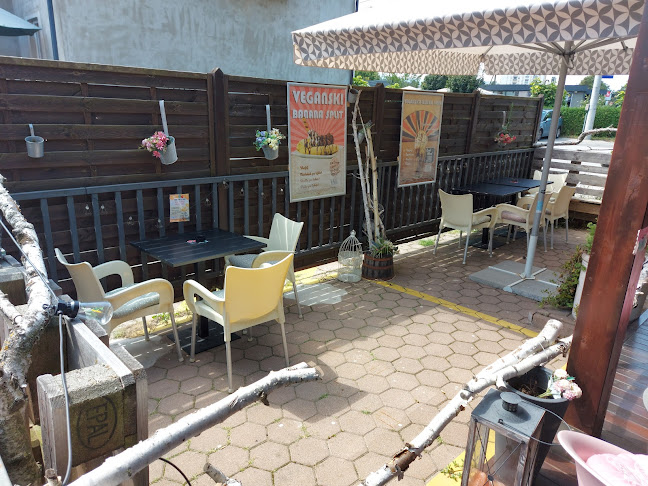 Ulica Štravhovih 23, 2000 Maribor