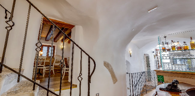 Linhartov trg 17, 4240 Radovljica