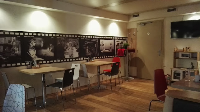 Kavarna Kino - Gastronomija in gostinstvo