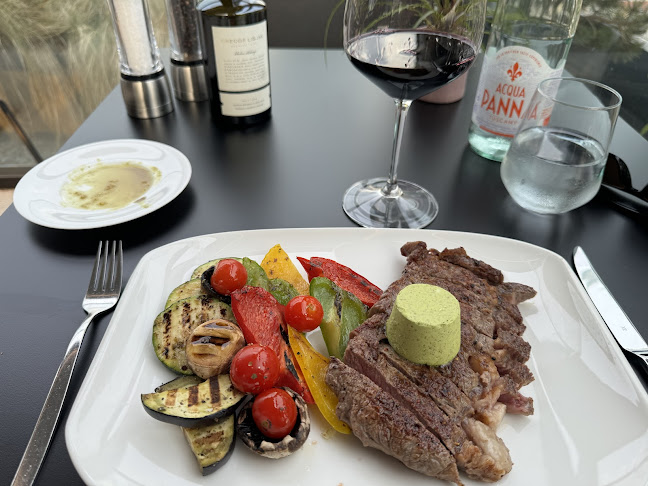 B-restavracija&bar - Gastronomija in gostinstvo