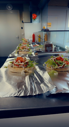 220, Dunajska c. 218, 1000 Ljubljana