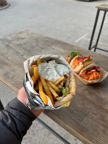 Comentarii opinii despre Buns&more