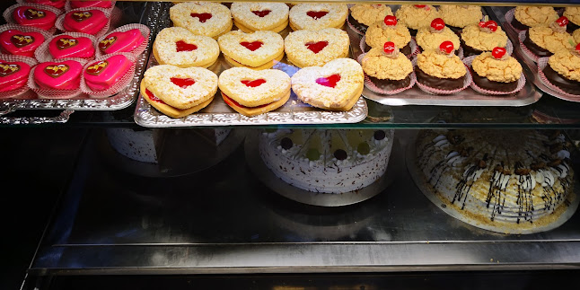 Opinii despre Slaščičarna in kavarna Viki, Simon Viktor Ocvirk s.p. în Ljubljana - Gastronomija in gostinstvo