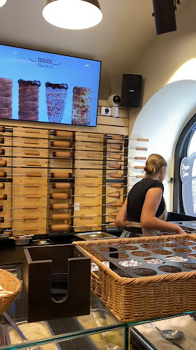 Ciril-Metodov trg 11, 1000 Ljubljana