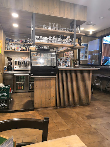 Opinii despre Bistro Ambasada în Žiri - Gastronomija in gostinstvo